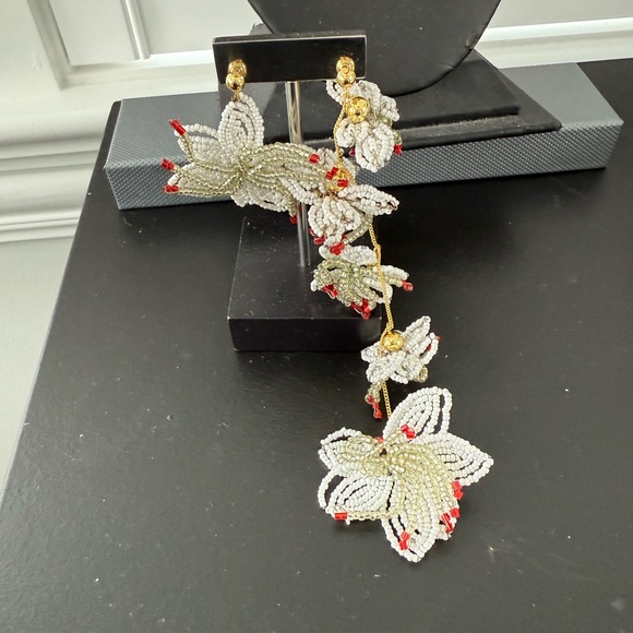 Cult Gaia NEW Lily Gold-tone Beaded Earrings - White - Picture 9 of 9